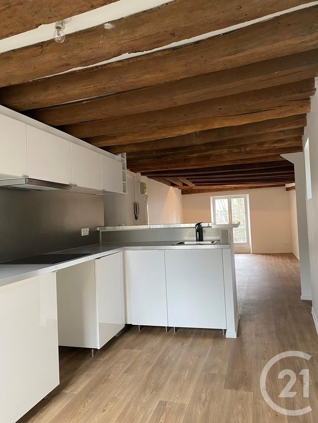 Appartement 2 pièces à louer - 2 pièces - 47.41 m2 - FONTAINEBLEAU - 77 - ILE-DE-FRANCE - Century 21 Agence Babut