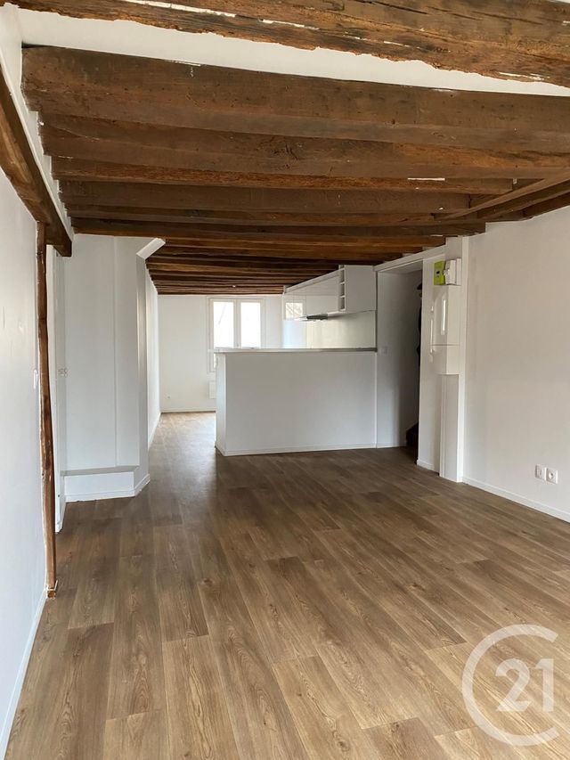 Appartement 2 pièces à louer - 2 pièces - 47.41 m2 - FONTAINEBLEAU - 77 - ILE-DE-FRANCE - Century 21 Agence Babut