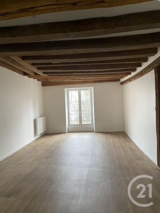 Appartement 2 pièces à louer - 2 pièces - 47.41 m2 - FONTAINEBLEAU - 77 - ILE-DE-FRANCE - Century 21 Agence Babut