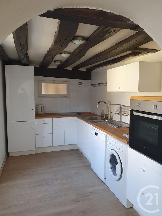 Appartement F3 à louer - 3 pièces - 53.8 m2 - FONTAINEBLEAU - 77 - ILE-DE-FRANCE - Century 21 Agence Babut