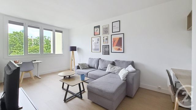 Appartement 3 pièces à louer - 3 pièces - 52.0 m2 - AVON - 77 - ILE-DE-FRANCE - Century 21 Agence Babut
