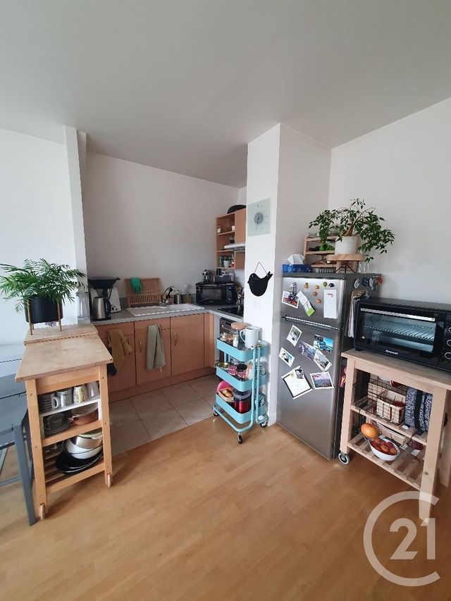 Appartement 2 pièces à louer - 2 pièces - 42.44 m2 - AVON - 77 - ILE-DE-FRANCE - Century 21 Agence Babut