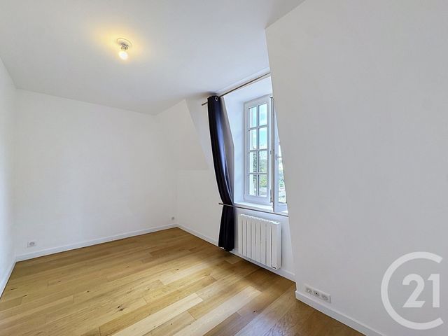 Appartement 3 pièces à vendre - 3 pièces - 70.6 m2 - FONTAINEBLEAU - 77 - ILE-DE-FRANCE - Century 21 Agence Babut