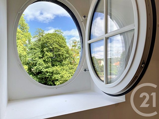 Appartement 3 pièces à vendre - 3 pièces - 70.6 m2 - FONTAINEBLEAU - 77 - ILE-DE-FRANCE - Century 21 Agence Babut