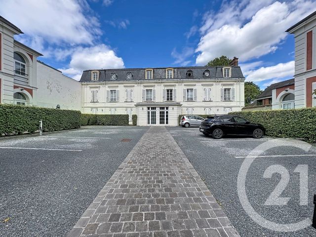 Appartement 3 pièces à vendre - 3 pièces - 70.6 m2 - FONTAINEBLEAU - 77 - ILE-DE-FRANCE - Century 21 Agence Babut