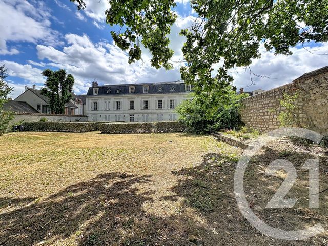 Appartement 3 pièces à vendre - 3 pièces - 70.6 m2 - FONTAINEBLEAU - 77 - ILE-DE-FRANCE - Century 21 Agence Babut