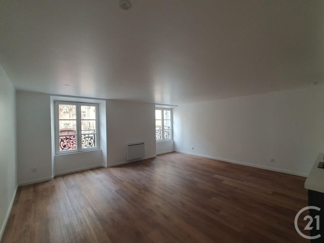 Appartement 2 pièces à louer - 2 pièces - 48.5 m2 - MELUN - 77 - ILE-DE-FRANCE - Century 21 Agence Babut