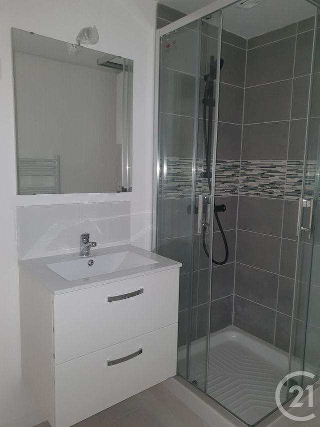 Appartement 2 pièces à louer - 2 pièces - 48.5 m2 - MELUN - 77 - ILE-DE-FRANCE - Century 21 Agence Babut