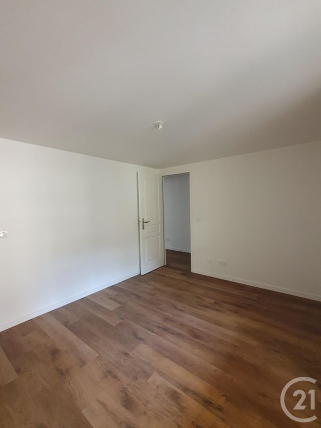 Appartement 2 pièces à louer - 2 pièces - 48.5 m2 - MELUN - 77 - ILE-DE-FRANCE - Century 21 Agence Babut