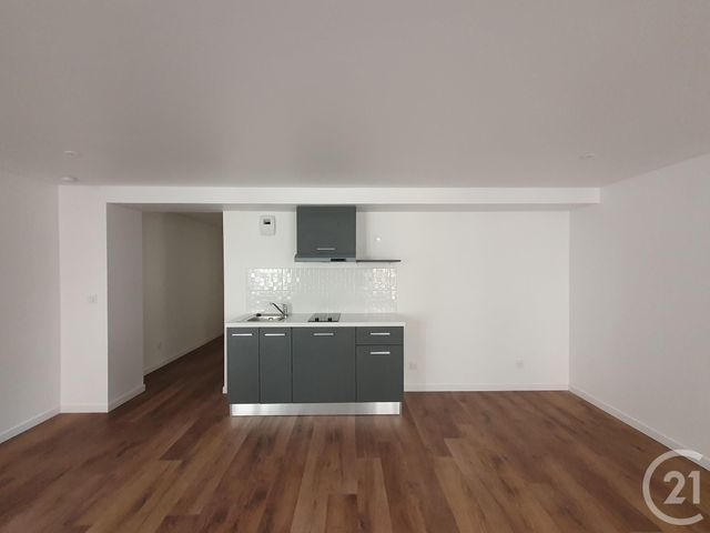 Appartement 2 pièces à louer - 2 pièces - 48.5 m2 - MELUN - 77 - ILE-DE-FRANCE - Century 21 Agence Babut