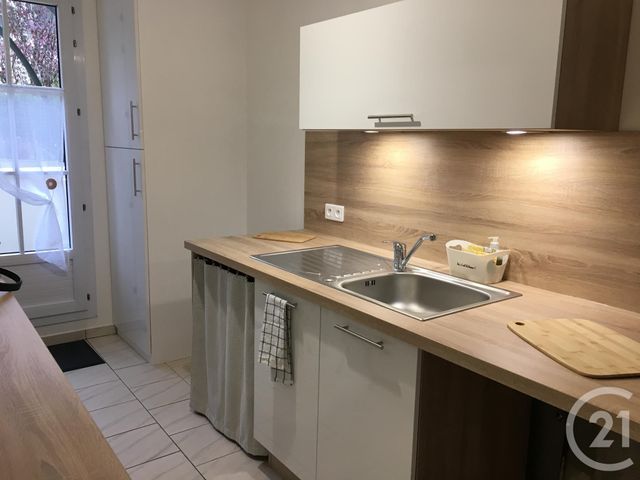 Appartement 2 pièces à louer - 2 pièces - 61.21 m2 - AVON - 77 - ILE-DE-FRANCE - Century 21 Agence Babut