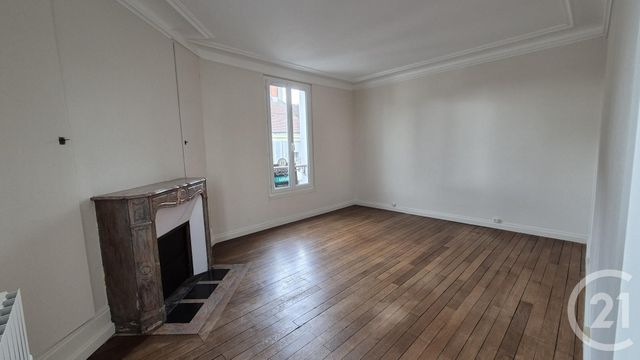 Appartement T2 à louer - 2 pièces - 56.64 m2 - FONTAINEBLEAU - 77 - ILE-DE-FRANCE - Century 21 Agence Babut