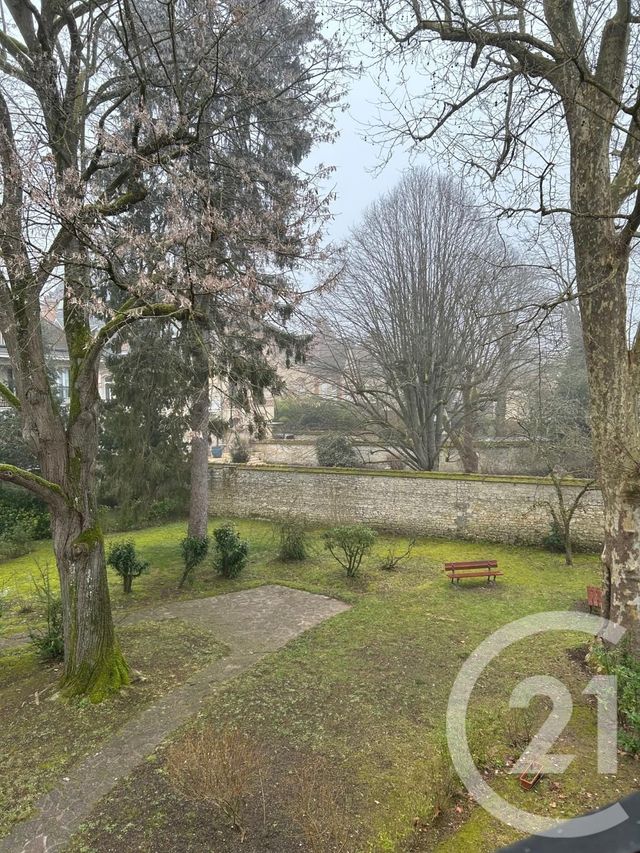 Appartement 4 pièces à louer - 4 pièces - 110.49 m2 - FONTAINEBLEAU - 77 - ILE-DE-FRANCE - Century 21 Agence Babut