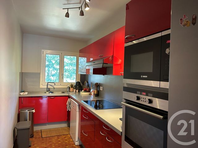 Appartement 4 pièces à louer - 4 pièces - 110.49 m2 - FONTAINEBLEAU - 77 - ILE-DE-FRANCE - Century 21 Agence Babut