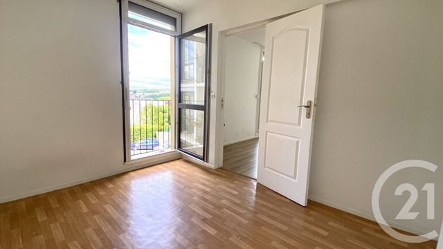 Appartement F3 à louer - 3 pièces - 60.47 m2 - AVON - 77 - ILE-DE-FRANCE - Century 21 Agence Babut