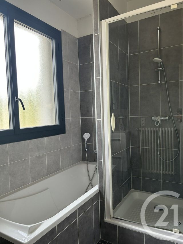 Appartement F3 à louer - 3 pièces - 53.4 m2 - BOIS LE ROI - 77 - ILE-DE-FRANCE - Century 21 Agence Babut