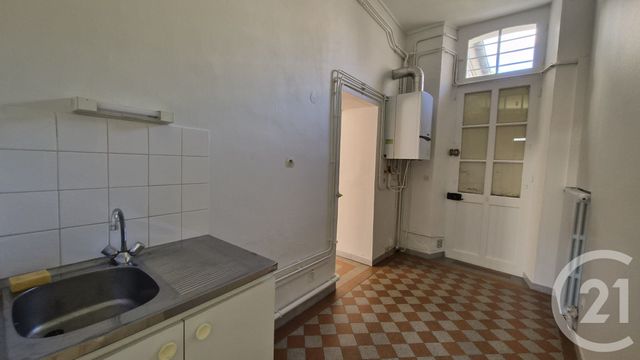 commerce à louer - 51.42 m2 - FONTAINEBLEAU - 77 - ILE-DE-FRANCE - Century 21 Agence Babut