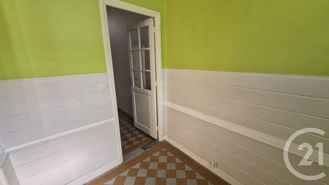 commerce à louer - 51.42 m2 - FONTAINEBLEAU - 77 - ILE-DE-FRANCE - Century 21 Agence Babut