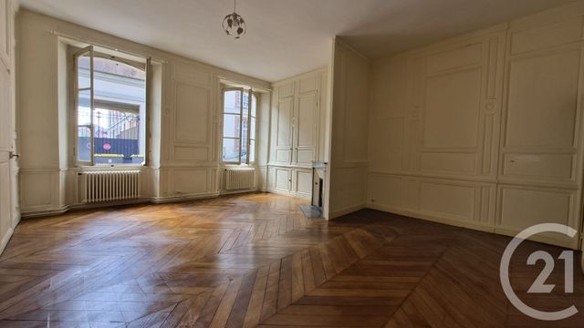 commerce - FONTAINEBLEAU - 77