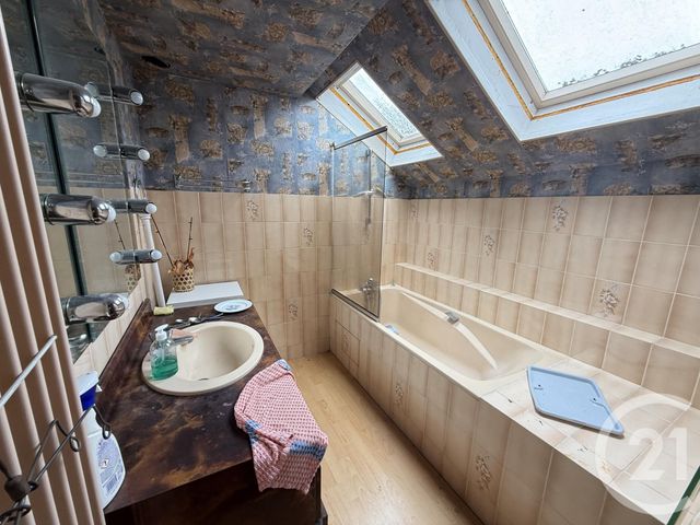 maison à vendre - 10 pièces - 283.59 m2 - AVON - 77 - ILE-DE-FRANCE - Century 21 Agence Babut