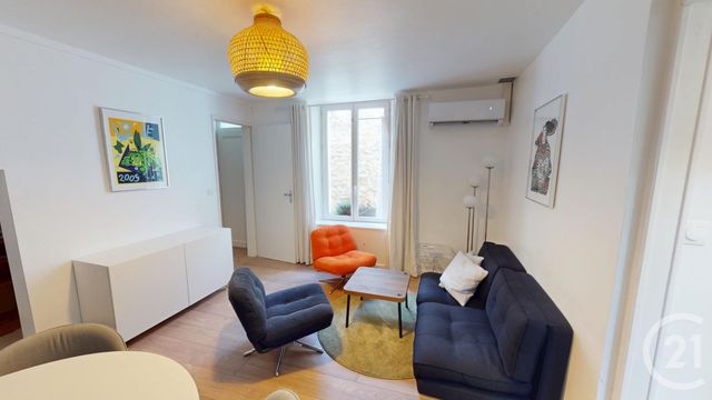 Appartement Duplex à vendre - 2 pièces - 42.14 m2 - FONTAINEBLEAU - 77 - ILE-DE-FRANCE - Century 21 Agence Babut
