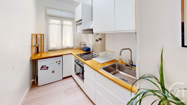 Appartement Duplex à vendre - 2 pièces - 42.14 m2 - FONTAINEBLEAU - 77 - ILE-DE-FRANCE - Century 21 Agence Babut