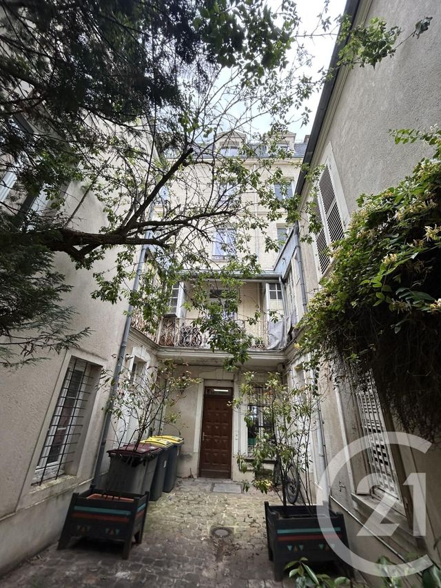Appartement Duplex à vendre - 2 pièces - 42.14 m2 - FONTAINEBLEAU - 77 - ILE-DE-FRANCE - Century 21 Agence Babut