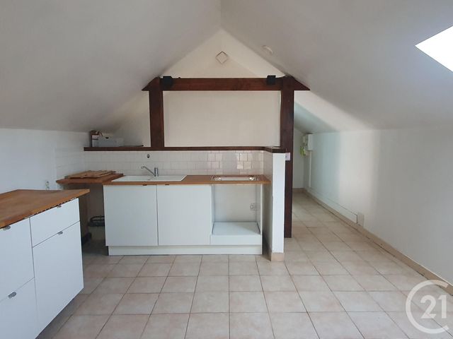 Appartement 2 pièces à louer - 2 pièces - 45.81 m2 - FONTAINEBLEAU - 77 - ILE-DE-FRANCE - Century 21 Agence Babut