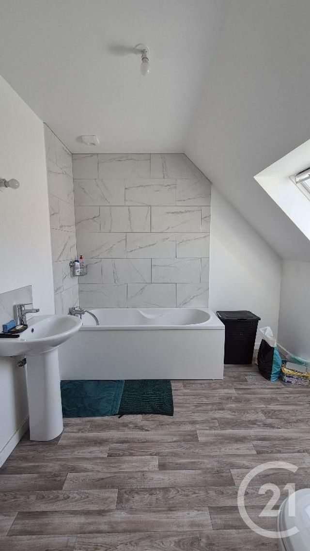maison à louer - 4 pièces - 90.6 m2 - URY - 77 - ILE-DE-FRANCE - Century 21 Agence Babut