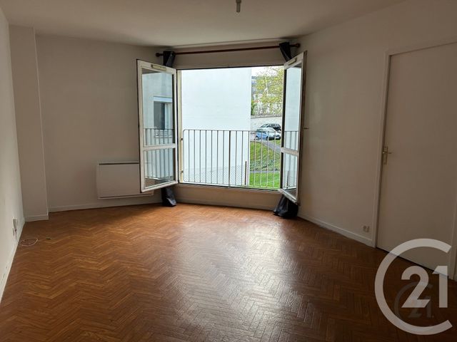 Appartement 2 pièces à louer - 2 pièces - 45.83 m2 - AVON - 77 - ILE-DE-FRANCE - Century 21 Agence Babut