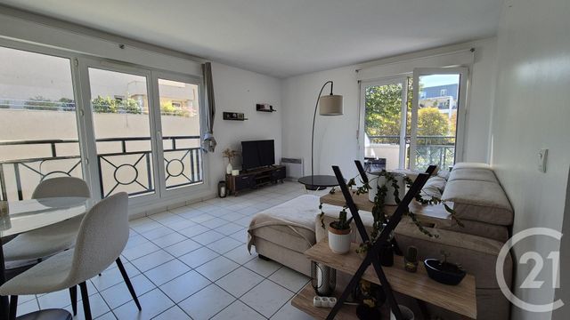 Appartement 3 pièces à louer - 3 pièces - 64.24 m2 - AVON - 77 - ILE-DE-FRANCE - Century 21 Agence Babut