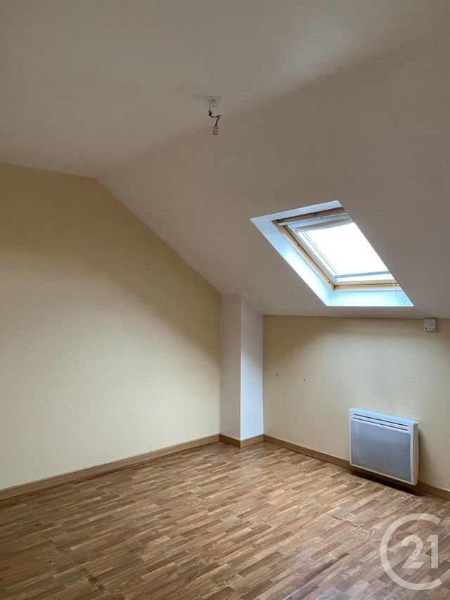 Appartement 3 pièces à louer - 3 pièces - 47.61 m2 - ST MAMMES - 77 - ILE-DE-FRANCE - Century 21 Agence Babut