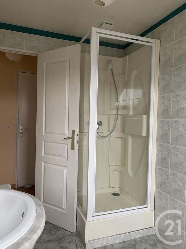 Appartement 3 pièces à louer - 3 pièces - 47.61 m2 - ST MAMMES - 77 - ILE-DE-FRANCE - Century 21 Agence Babut