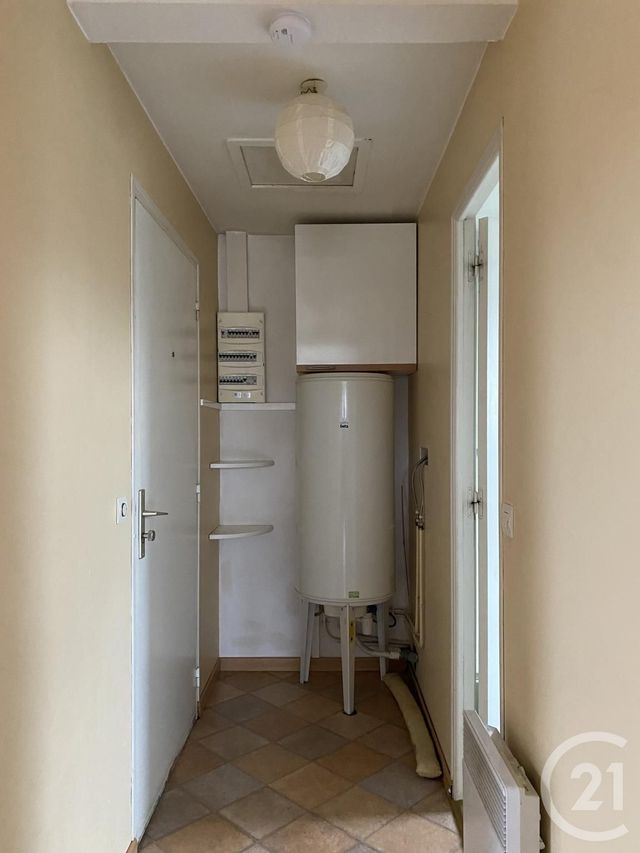 Appartement 3 pièces à louer - 3 pièces - 47.61 m2 - ST MAMMES - 77 - ILE-DE-FRANCE - Century 21 Agence Babut