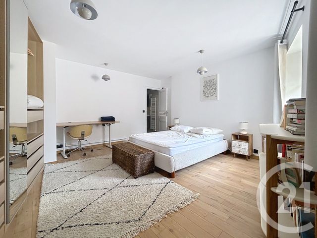 Appartement 2 pièces à louer - 2 pièces - 57.97 m2 - FONTAINEBLEAU - 77 - ILE-DE-FRANCE - Century 21 Agence Babut