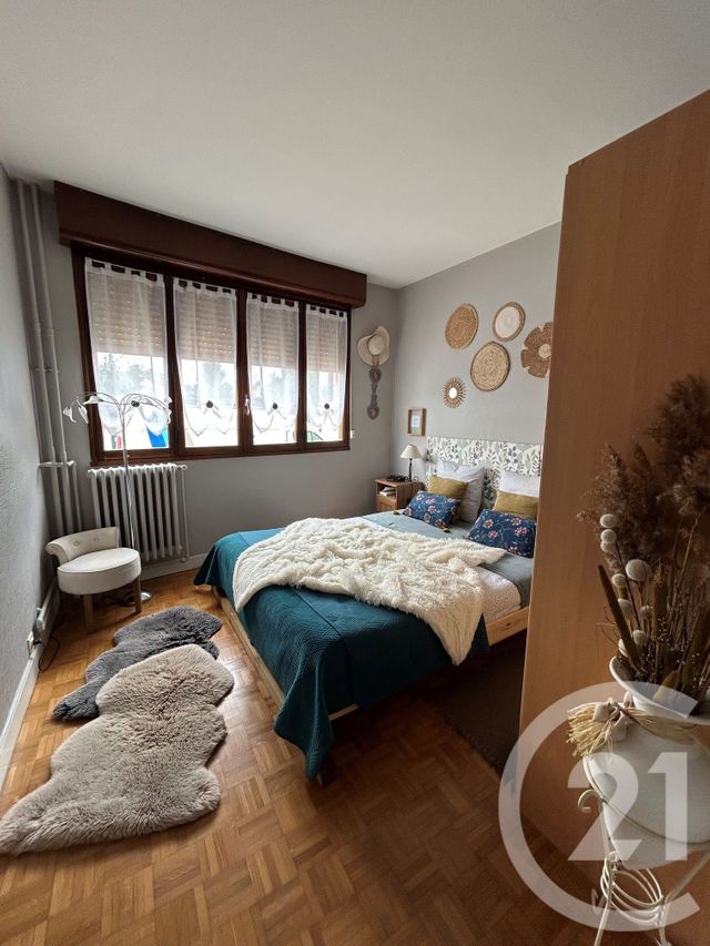 Appartement 3 pièces à louer - 3 pièces - 53.75 m2 - AVON - 77 - ILE-DE-FRANCE - Century 21 Agence Babut