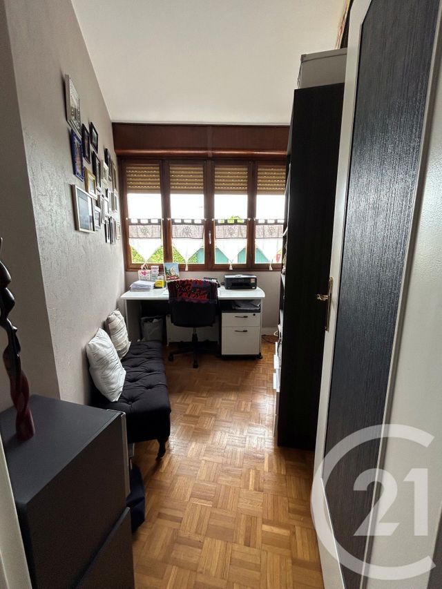 Appartement 3 pièces à louer - 3 pièces - 53.75 m2 - AVON - 77 - ILE-DE-FRANCE - Century 21 Agence Babut