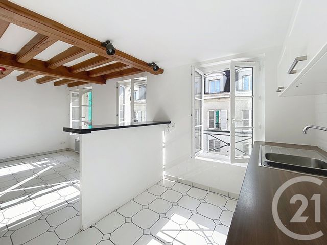 Appartement Duplex à louer - 5 pièces - 94.21 m2 - FONTAINEBLEAU - 77 - ILE-DE-FRANCE - Century 21 Agence Babut