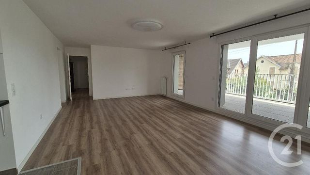 Appartement T4 à louer - 4 pièces - 81.76 m2 - AVON - 77 - ILE-DE-FRANCE - Century 21 Agence Babut