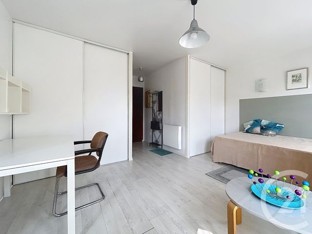 Appartement Studio à louer - 1 pièce - 30.45 m2 - FONTAINEBLEAU - 77 - ILE-DE-FRANCE - Century 21 Agence Babut