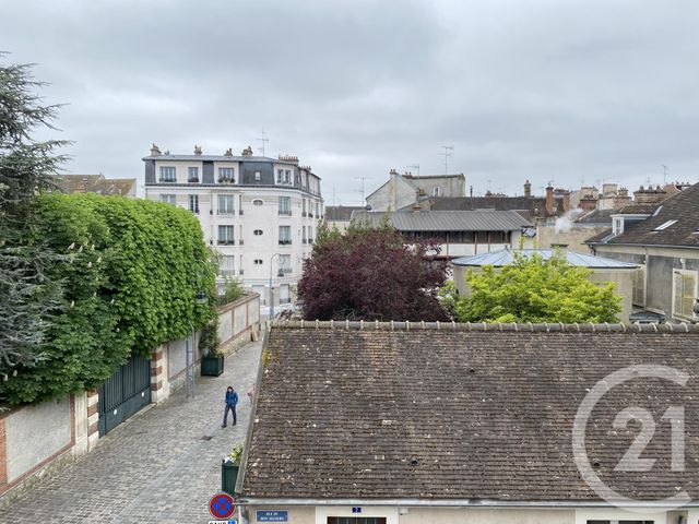 Appartement 2 pièces à louer - 2 pièces - 42.88 m2 - FONTAINEBLEAU - 77 - ILE-DE-FRANCE - Century 21 Agence Babut