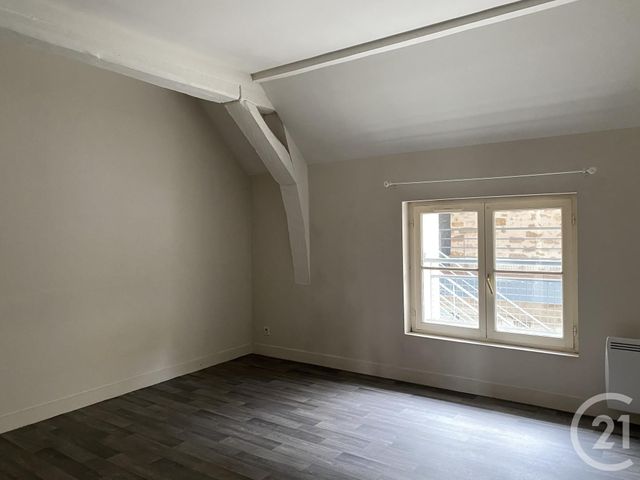Appartement 2 pièces à louer - 2 pièces - 42.88 m2 - FONTAINEBLEAU - 77 - ILE-DE-FRANCE - Century 21 Agence Babut