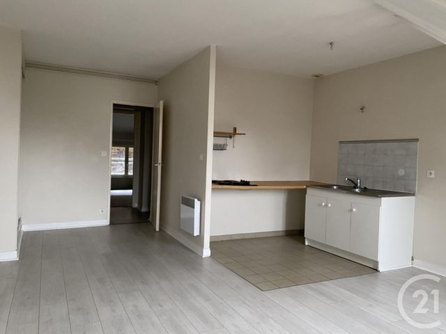 Appartement 2 pièces à louer - 2 pièces - 42.88 m2 - FONTAINEBLEAU - 77 - ILE-DE-FRANCE - Century 21 Agence Babut