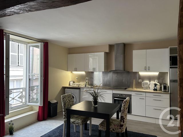 Appartement F1 à vendre - 2 pièces - 41.56 m2 - FONTAINEBLEAU - 77 - ILE-DE-FRANCE - Century 21 Agence Babut