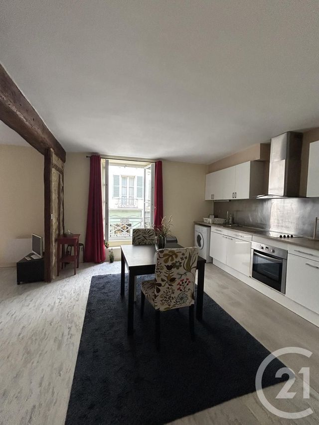 Appartement F1 à vendre - 2 pièces - 41.56 m2 - FONTAINEBLEAU - 77 - ILE-DE-FRANCE - Century 21 Agence Babut