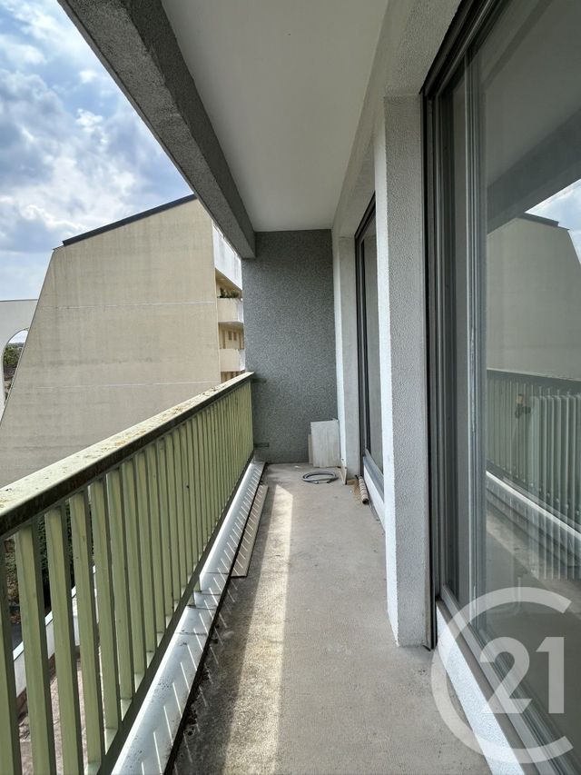 Appartement F3 à louer - 3 pièces - 74.88 m2 - AVON - 77 - ILE-DE-FRANCE - Century 21 Agence Babut
