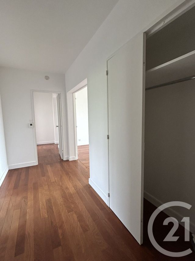 Appartement F3 à louer - 3 pièces - 74.88 m2 - AVON - 77 - ILE-DE-FRANCE - Century 21 Agence Babut