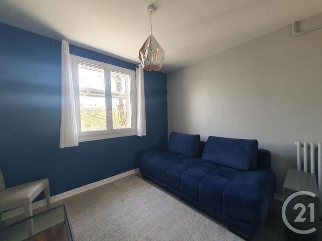 Appartement 4 pièces à louer - 4 pièces - 62.12 m2 - AVON - 77 - ILE-DE-FRANCE - Century 21 Agence Babut
