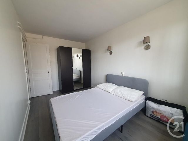 Appartement 4 pièces à louer - 4 pièces - 62.12 m2 - AVON - 77 - ILE-DE-FRANCE - Century 21 Agence Babut