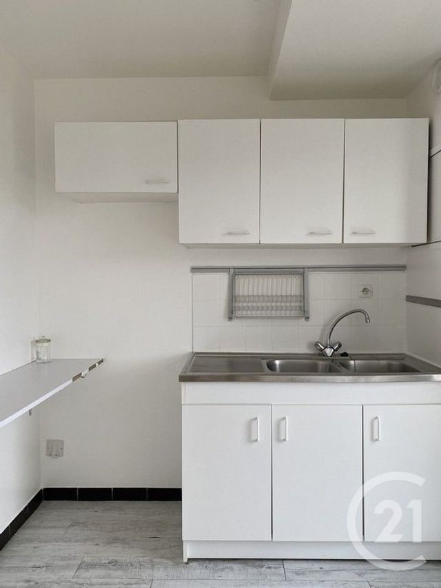 Appartement Studio à louer - 1 pièce - 34.31 m2 - AVON - 77 - ILE-DE-FRANCE - Century 21 Agence Babut
